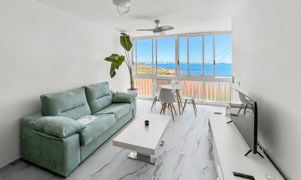 apartment - Wiederverkauf - Orihuela Costa - Punta Prima