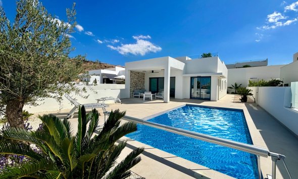 detached - New Build - Rojales -
                Rojales