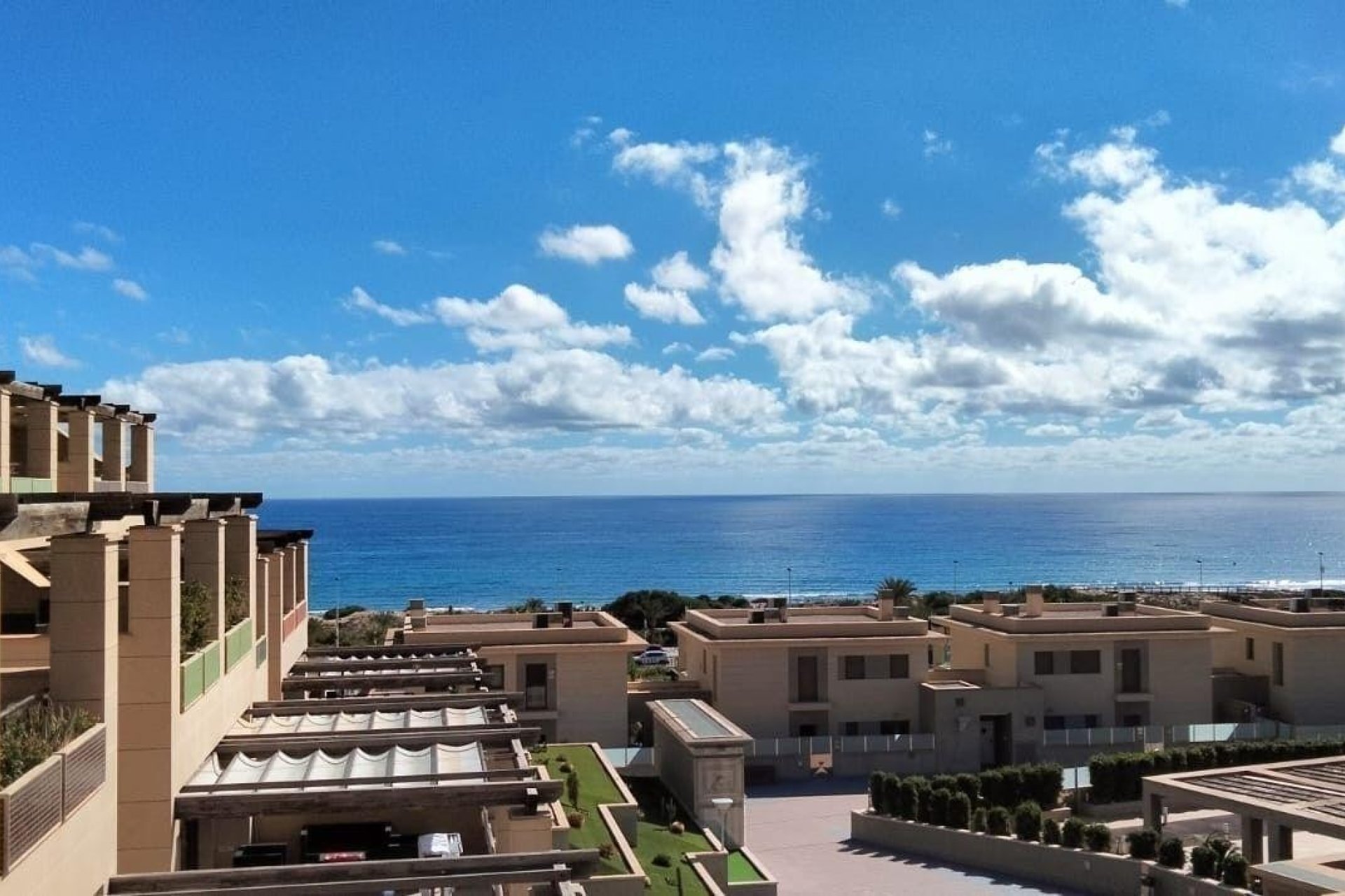 Herverkoop - apartment -
Arenales del Sol