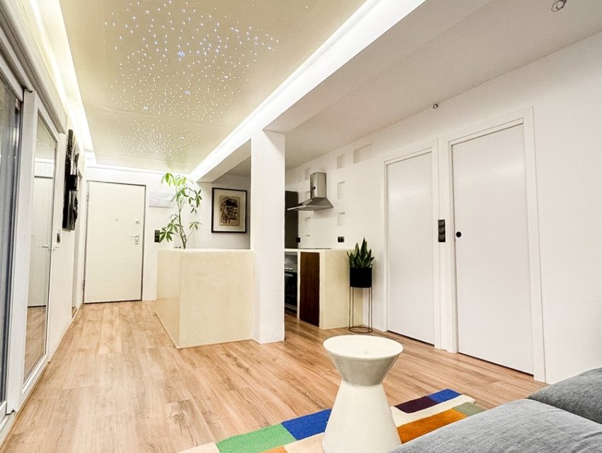 Herverkoop - apartment -
Benidorm - Levante