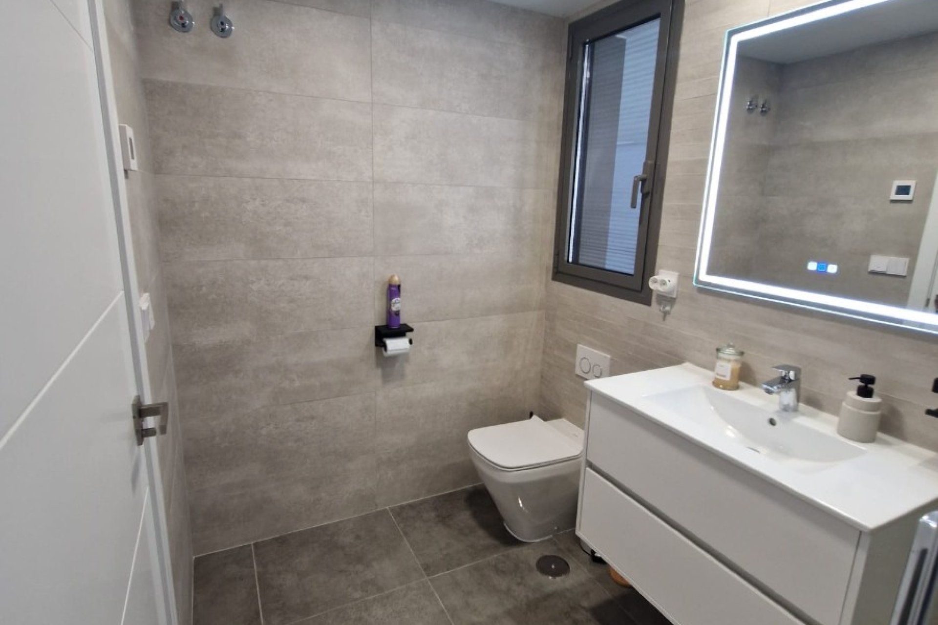 Herverkoop - apartment -
Finestrat - Seascape resort