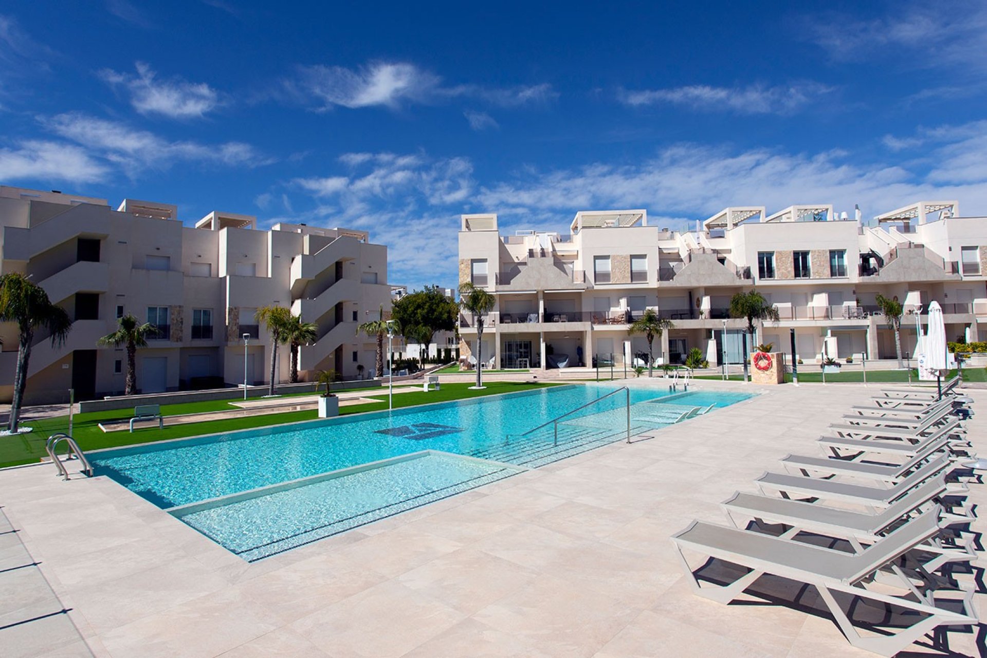 Herverkoop - apartment -
Guardamar del Segura - El Raso