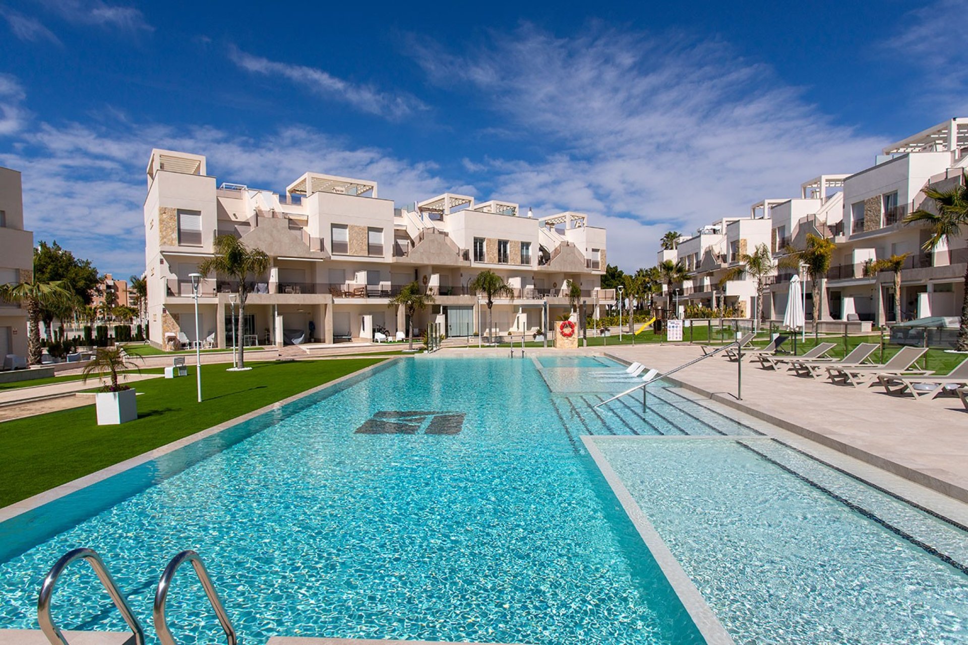 Herverkoop - apartment -
Guardamar del Segura - El Raso