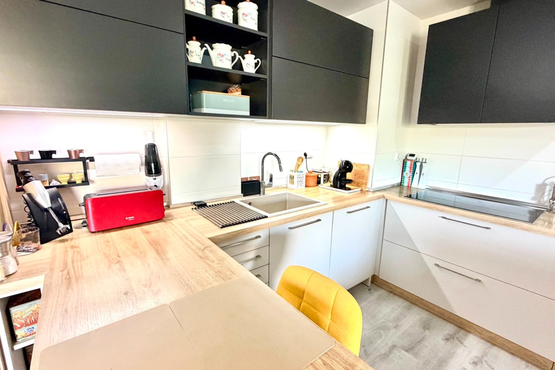 Herverkoop - apartment -
Orihuela Costa - La Zenia