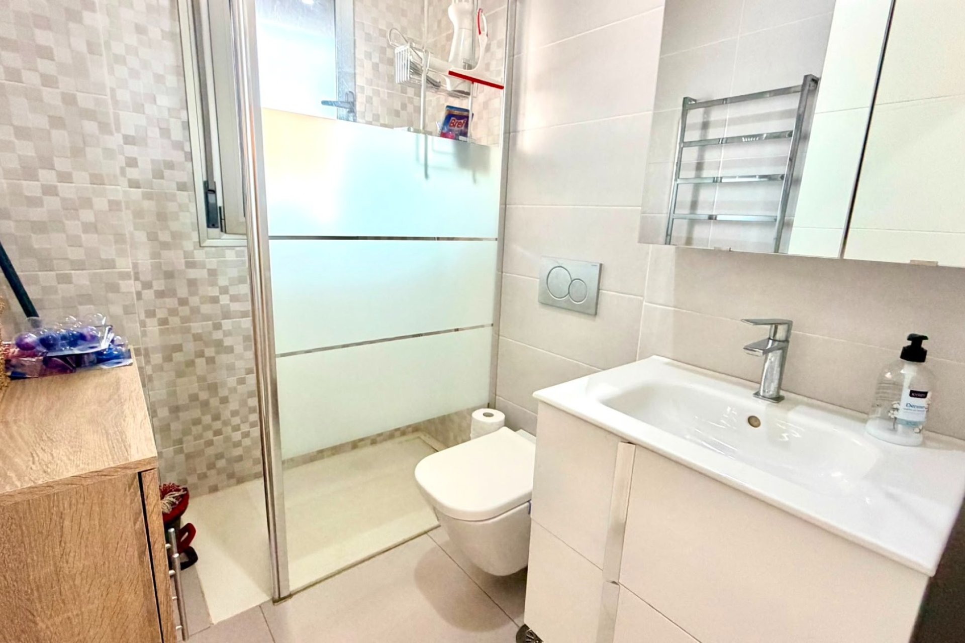 Herverkoop - apartment -
Orihuela Costa - La Zenia
