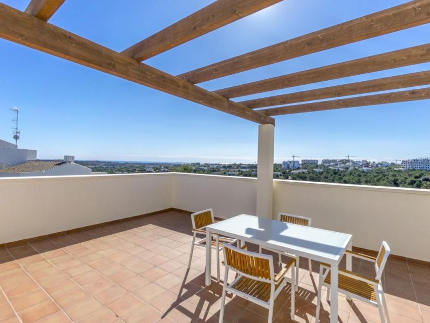 Herverkoop - apartment -
Orihuela Costa - Las Colinas golf