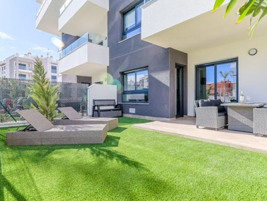 Herverkoop - apartment -
Orihuela Costa - Las Filipinas