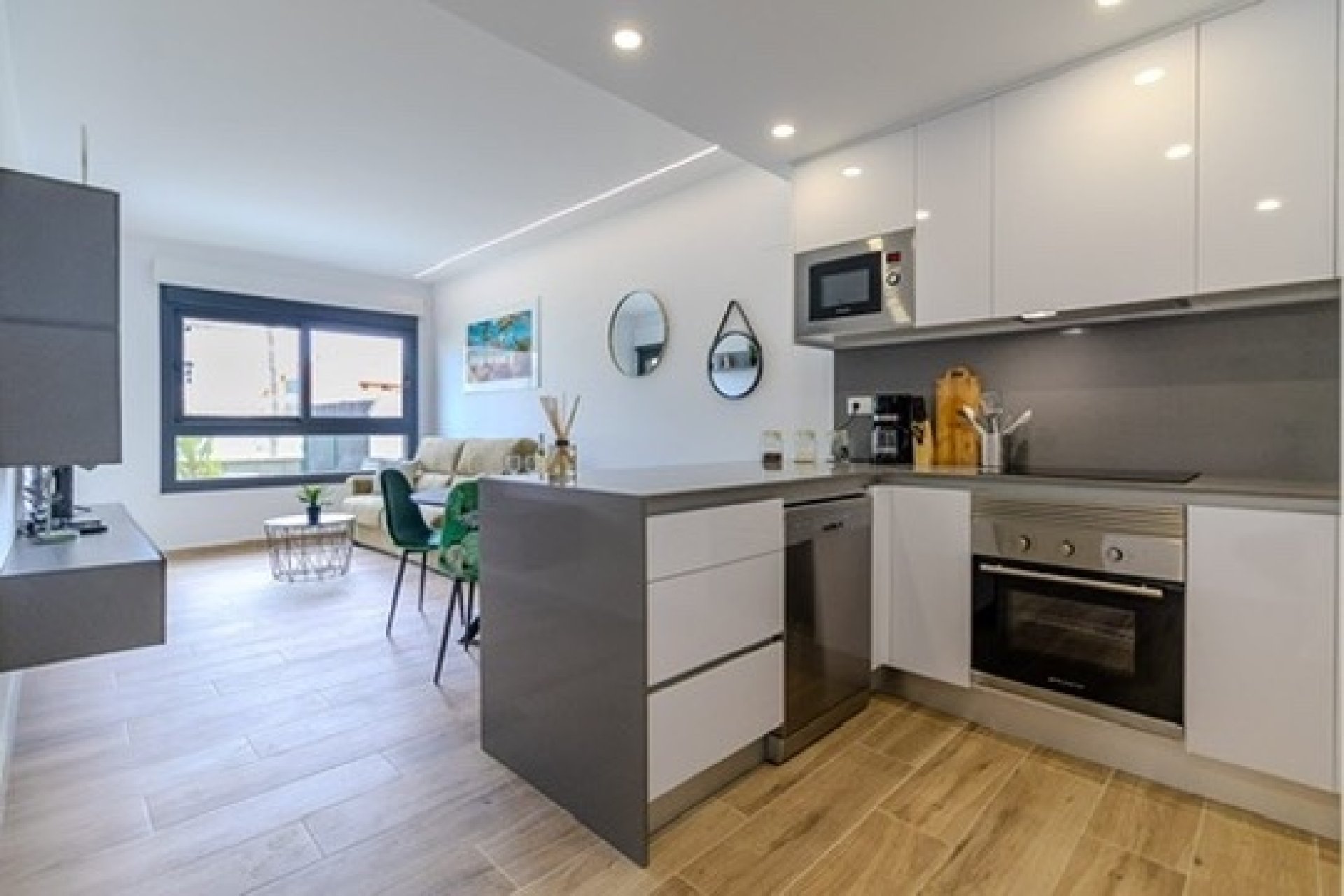 Herverkoop - apartment -
Orihuela Costa - Las Filipinas