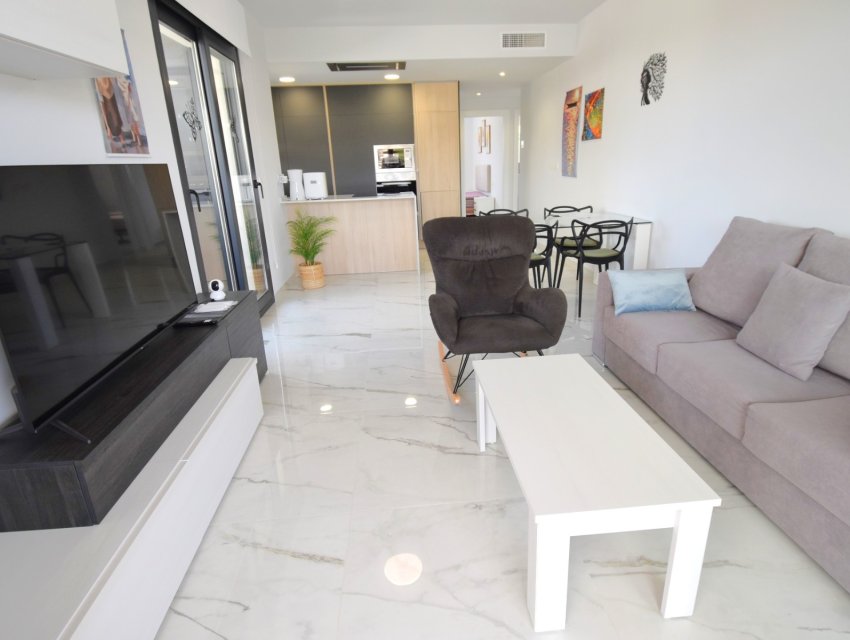 Herverkoop - apartment -
Orihuela Costa - Los Altos