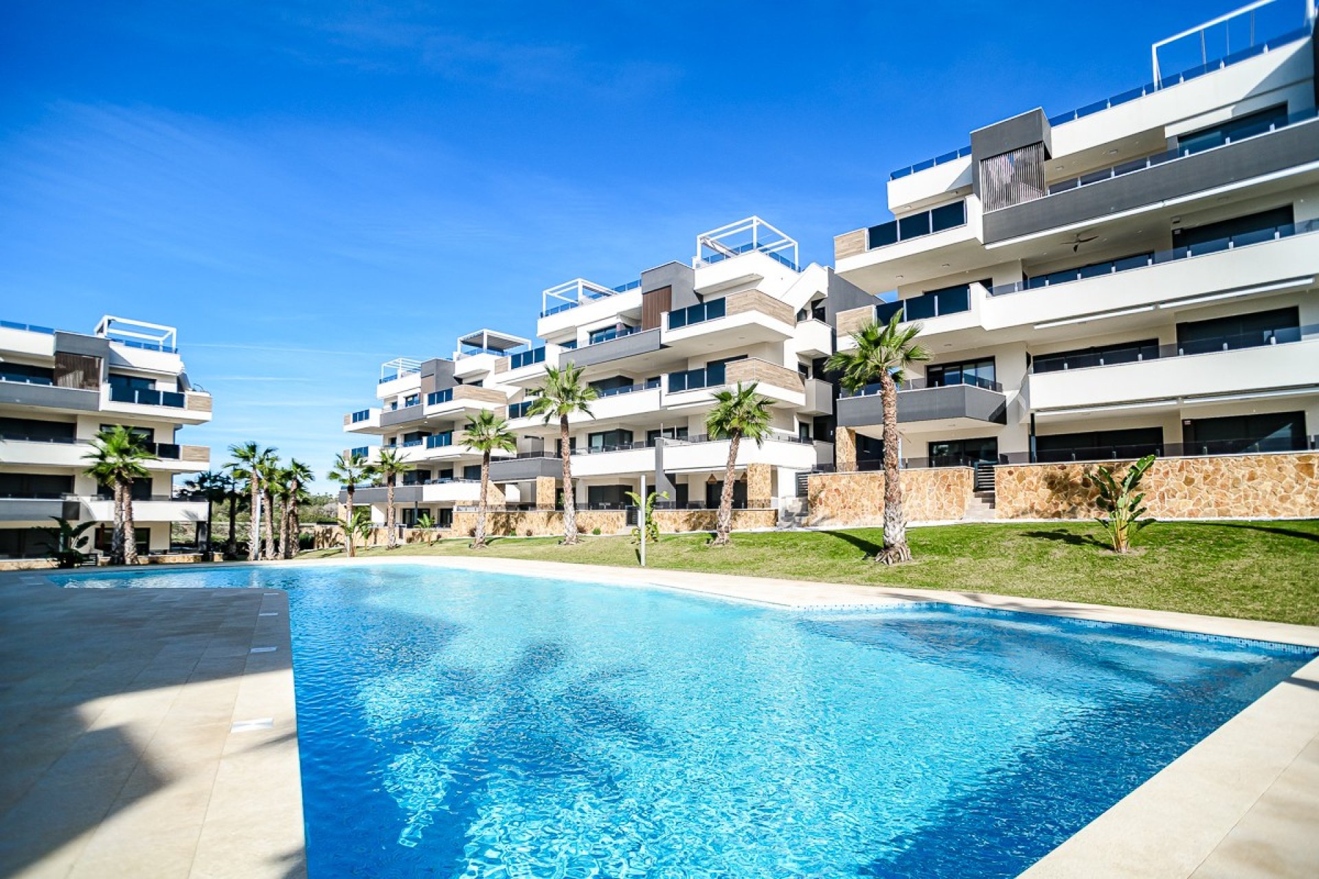 Herverkoop - apartment -
Orihuela Costa - Los Altos