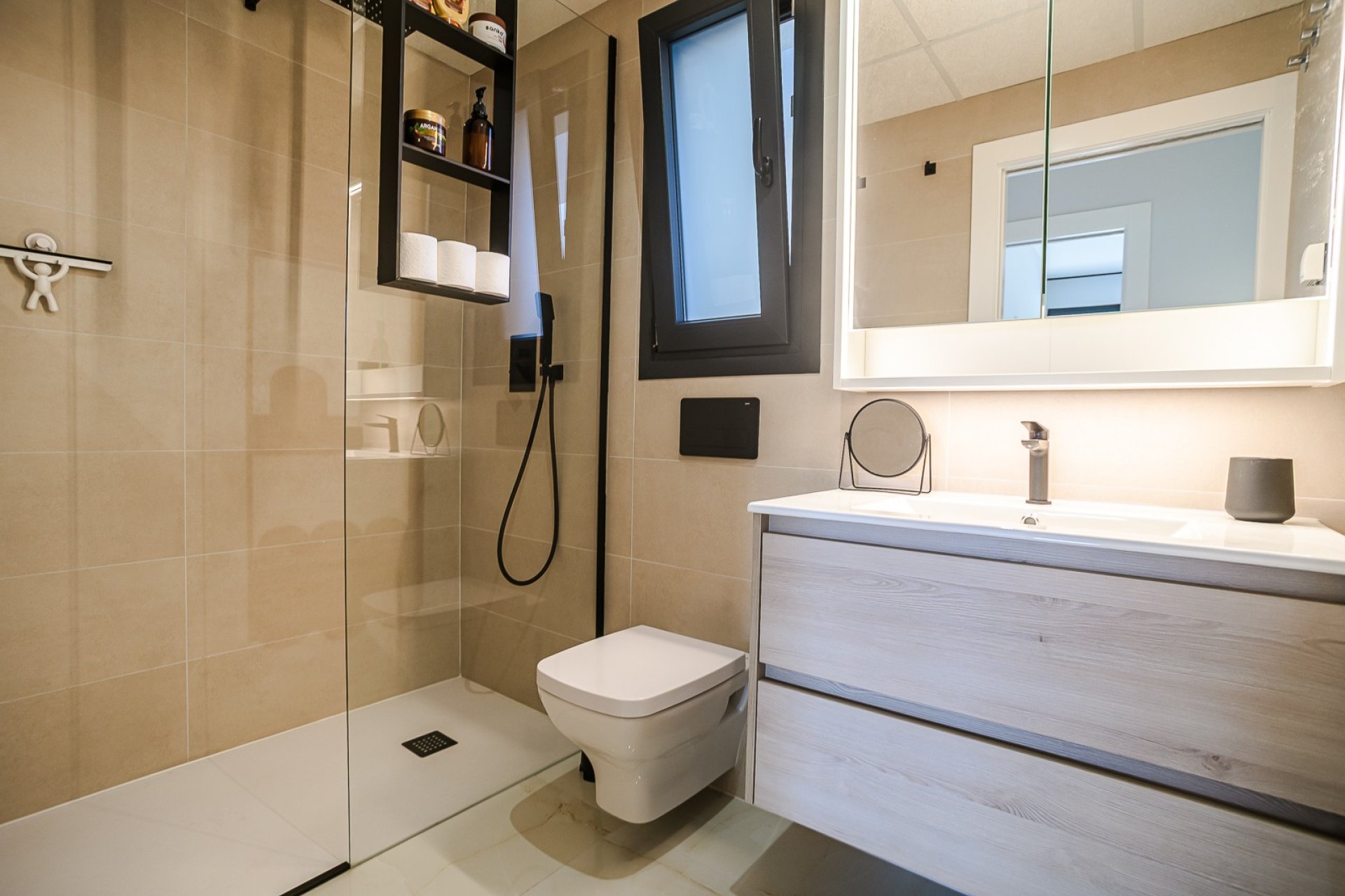 Herverkoop - apartment -
Orihuela Costa - Los Altos