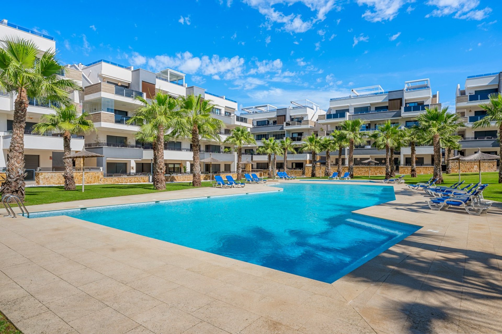 Herverkoop - apartment -
Orihuela Costa - Los Altos