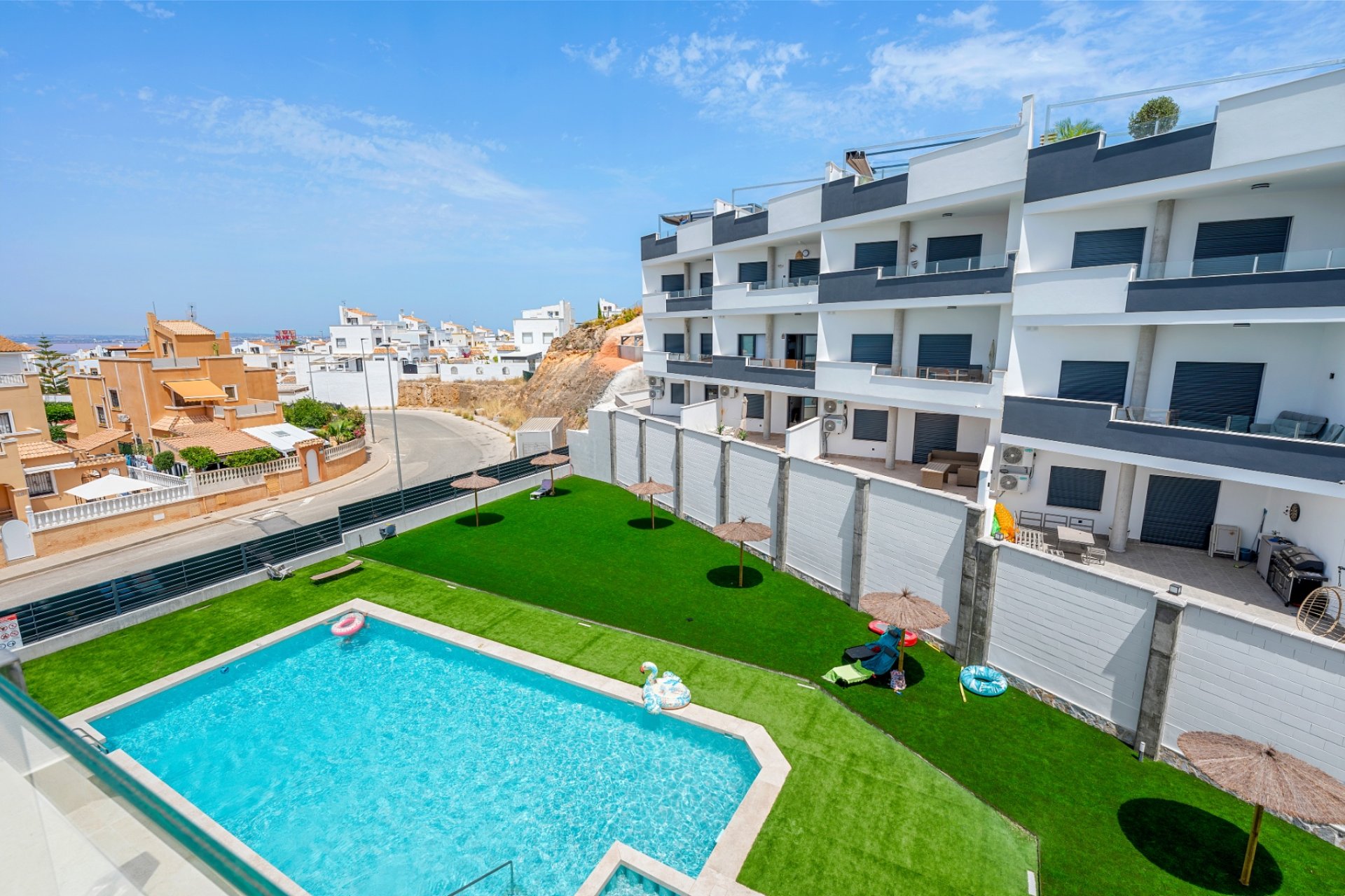 Herverkoop - apartment -
Orihuela Costa - Los Altos