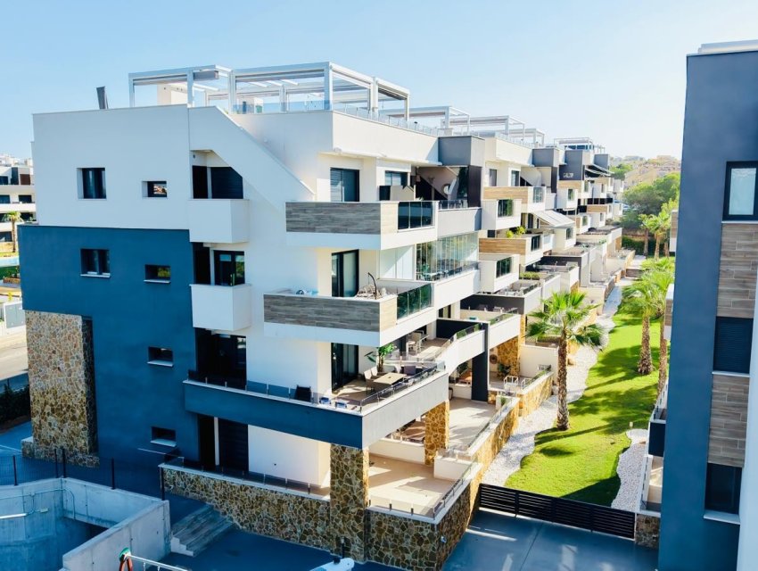 Herverkoop - apartment -
Orihuela Costa - Los Altos