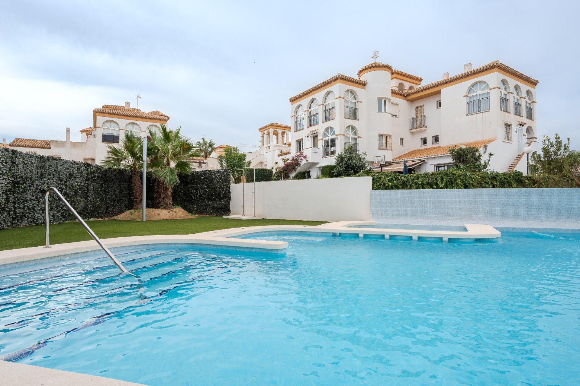 Herverkoop - apartment -
Orihuela Costa - Playa Flamenca