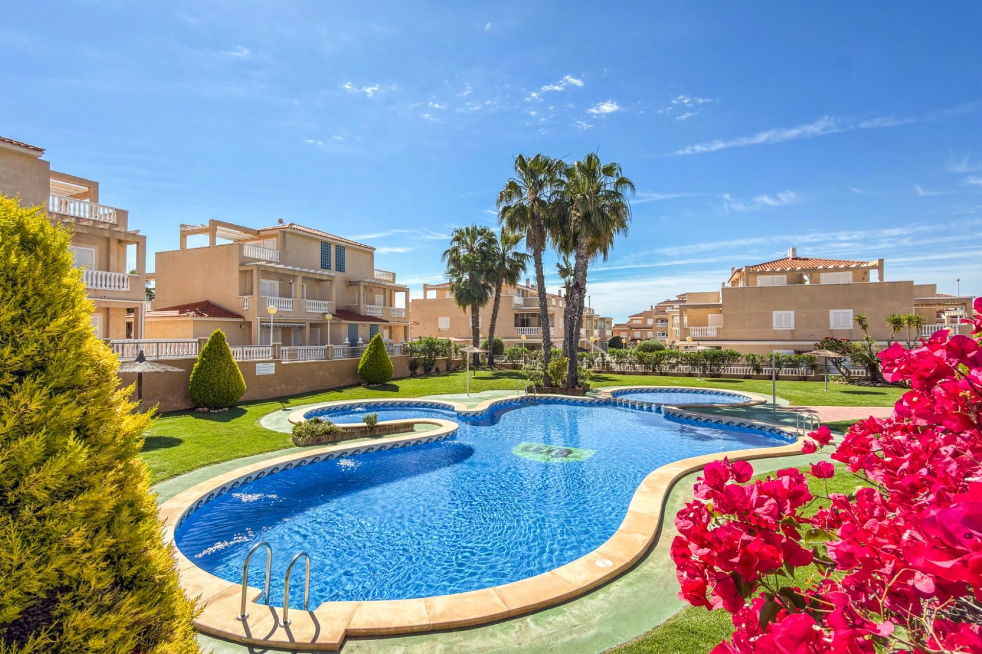 Herverkoop - apartment -
Orihuela Costa - Playa Flamenca