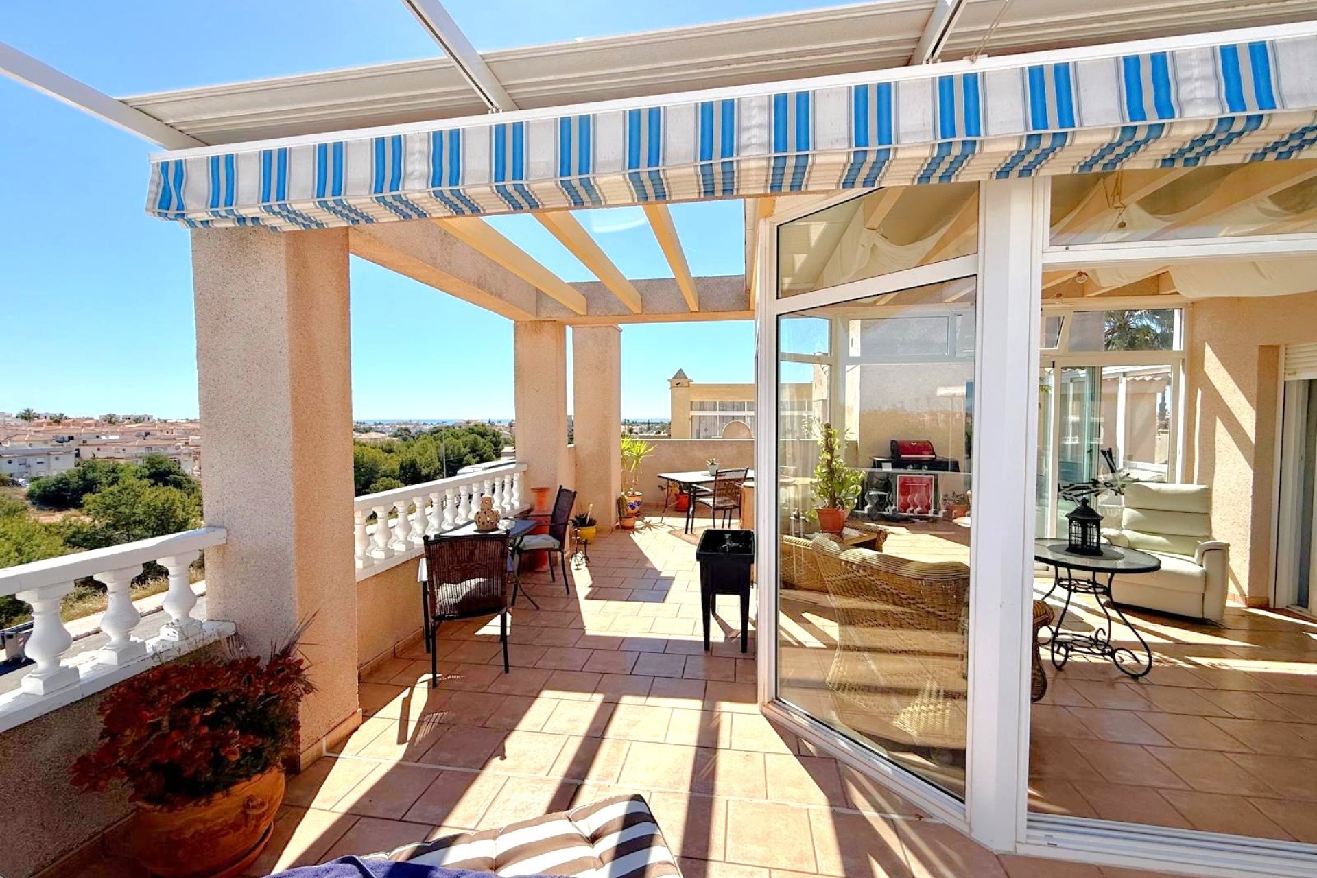 Herverkoop - apartment -
Orihuela Costa - Playa Flamenca
