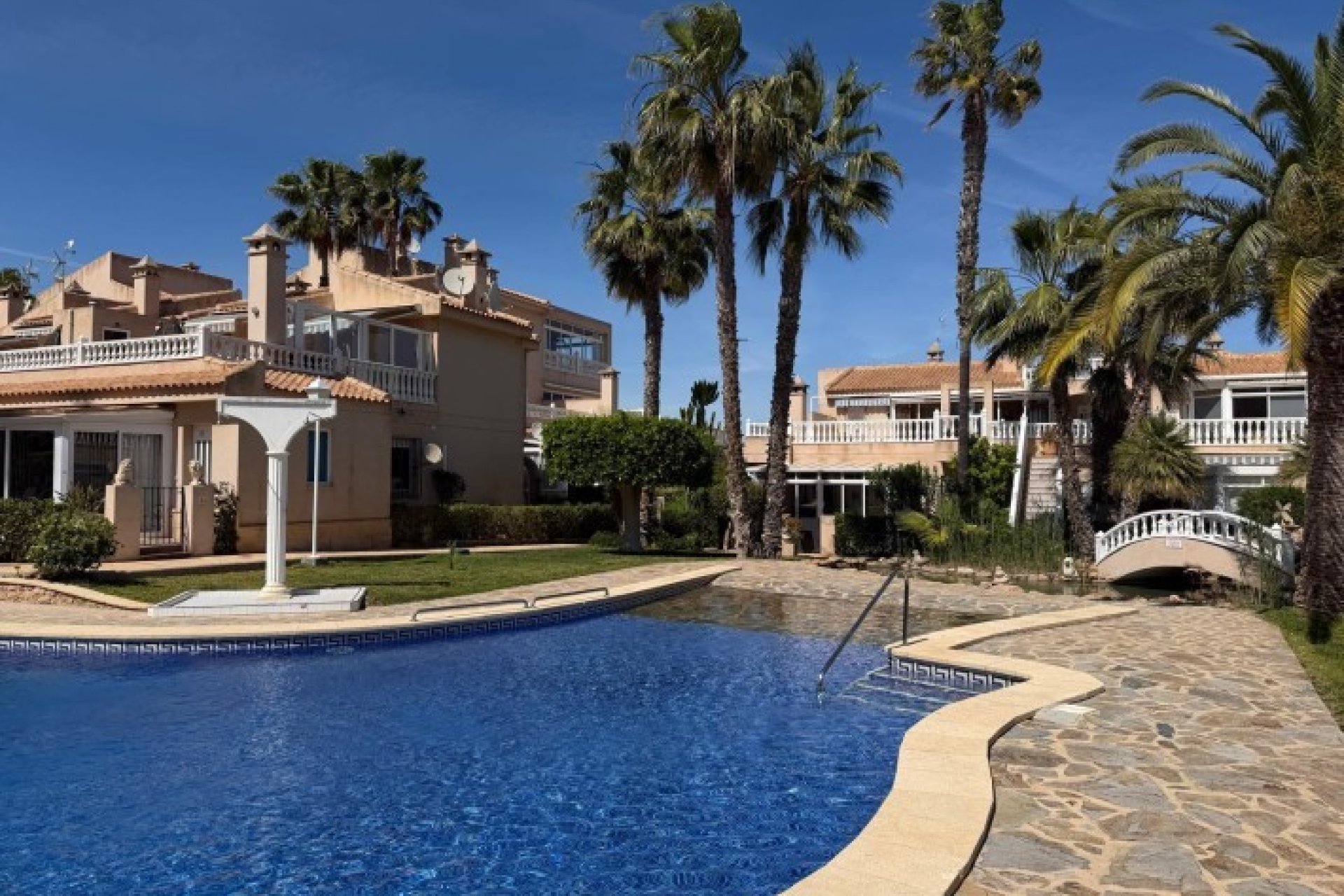 Herverkoop - apartment -
Orihuela Costa - Playa Flamenca