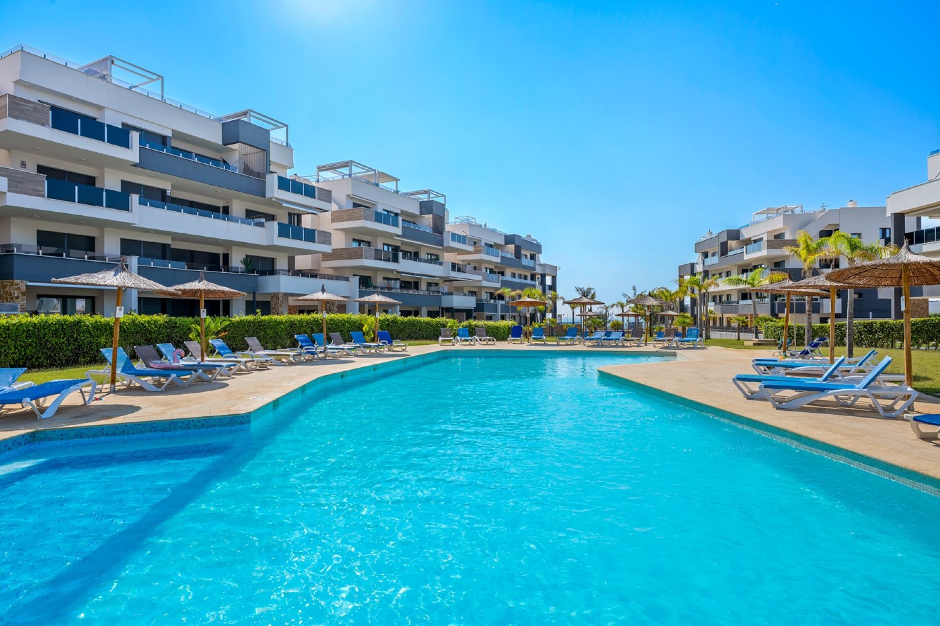 Herverkoop - apartment -
Orihuela Costa - Playa Flamenca