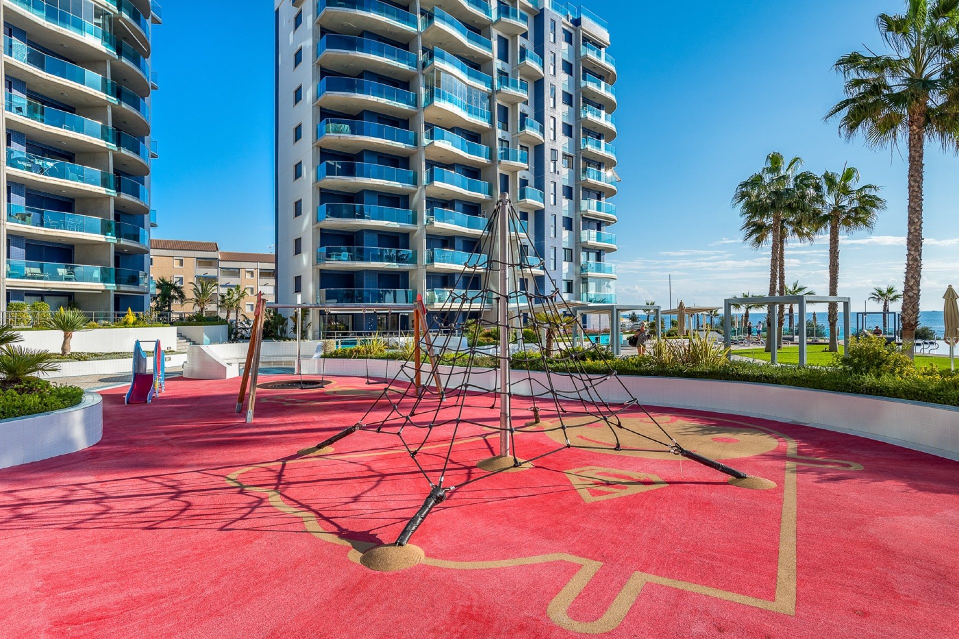 Herverkoop - apartment -
Orihuela Costa - Punta Prima