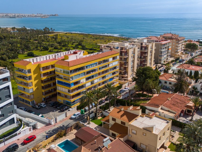 Herverkoop - apartment -
Orihuela Costa - Punta Prima