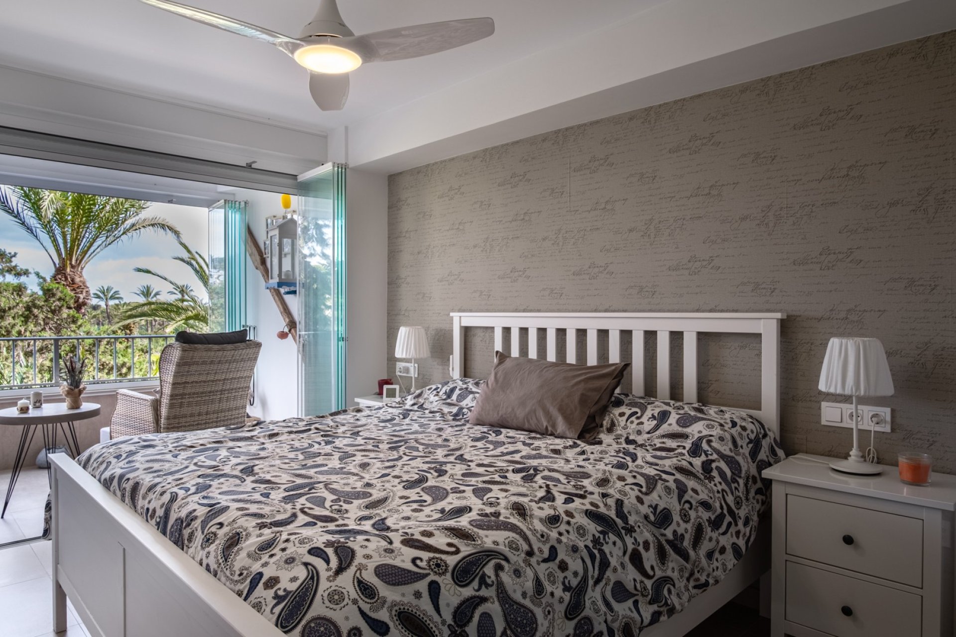 Herverkoop - apartment -
Orihuela Costa - Punta Prima