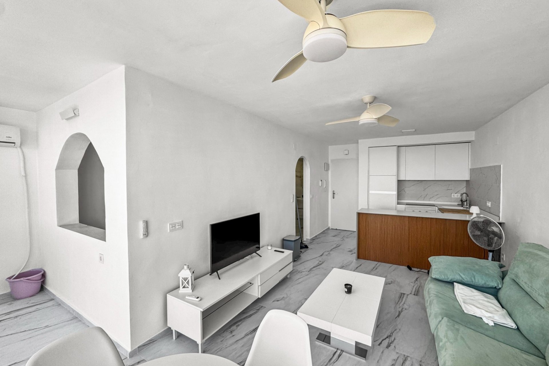 Herverkoop - apartment -
Orihuela Costa - Punta Prima