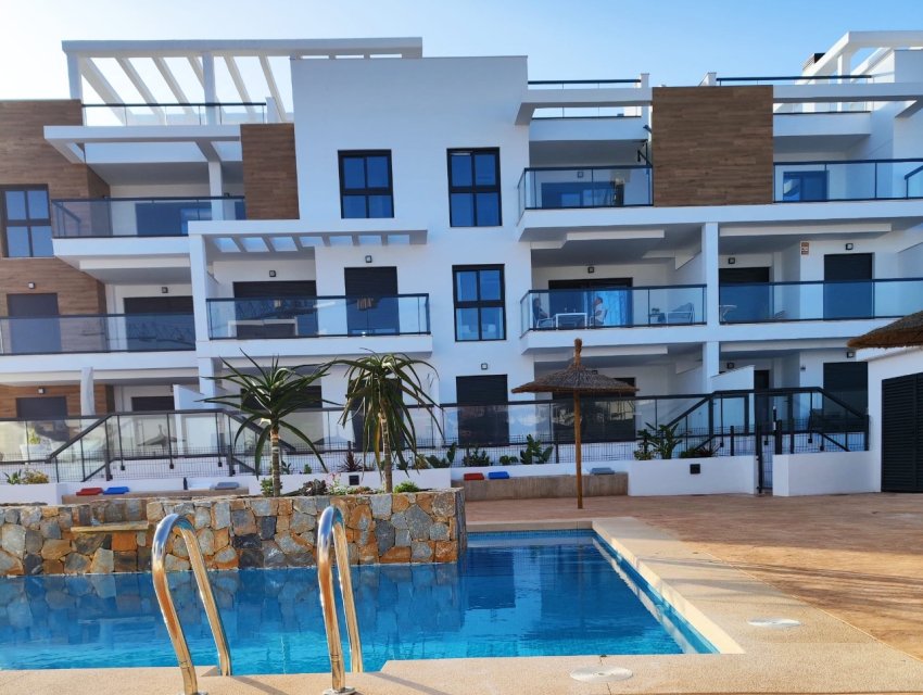 Herverkoop - apartment -
Pilar de la Horadada - El Mojón