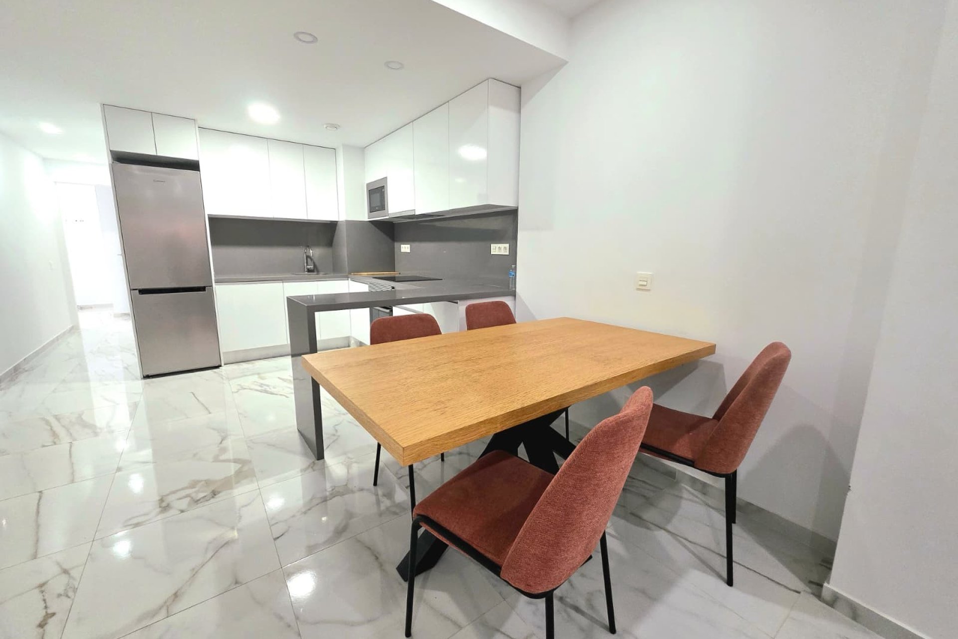 Herverkoop - apartment -
Torrevieja - Center