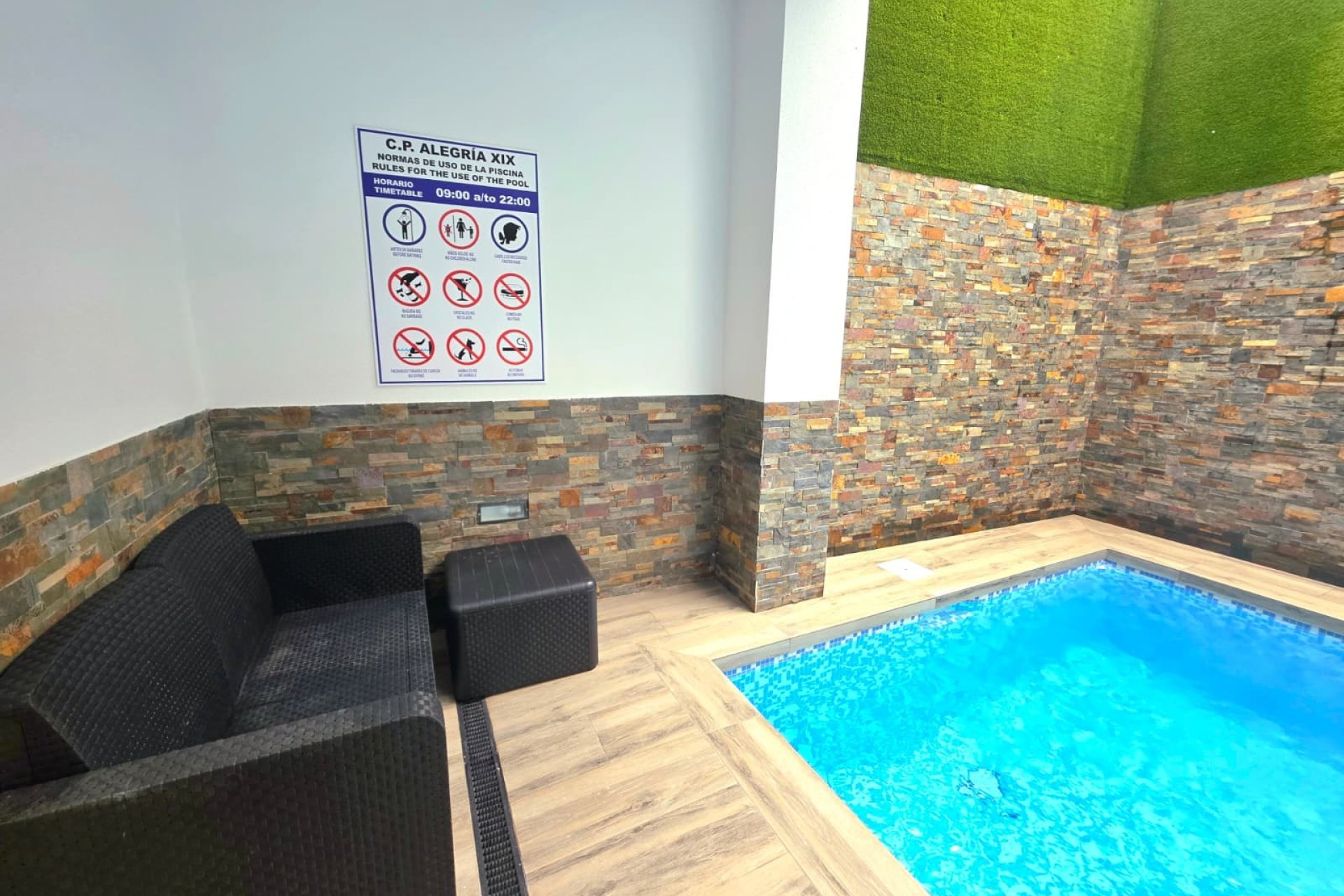 Herverkoop - apartment -
Torrevieja - Center