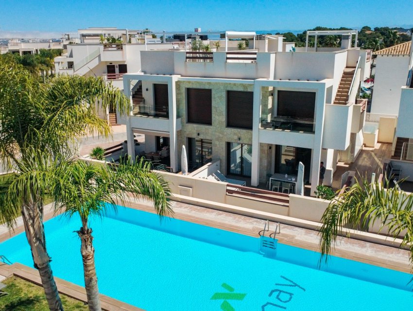 Herverkoop - apartment -
Torrevieja - Los Balcones