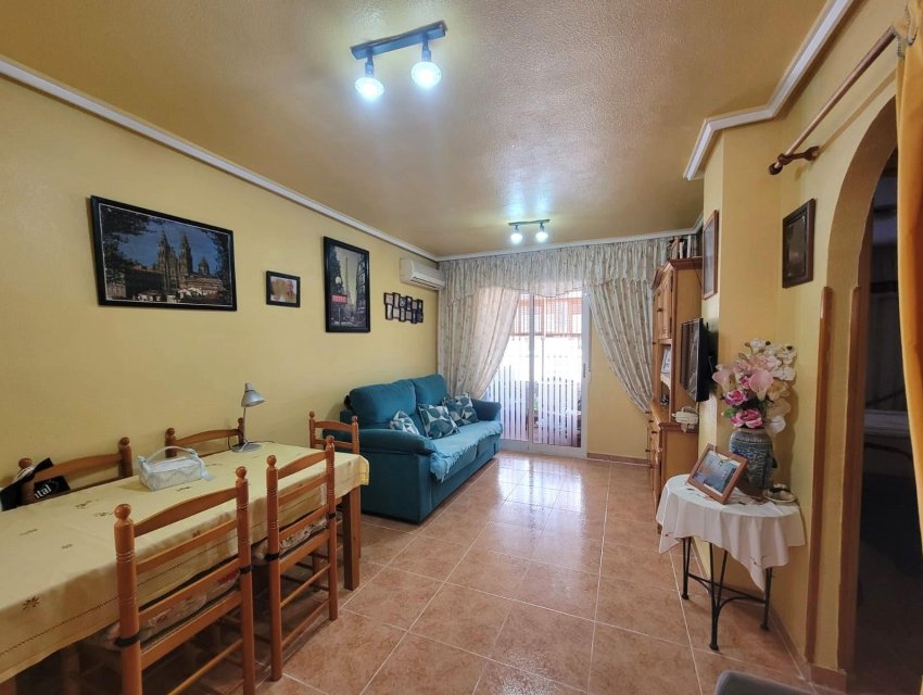 Herverkoop - apartment -
Torrevieja - Nueva Torrevieja