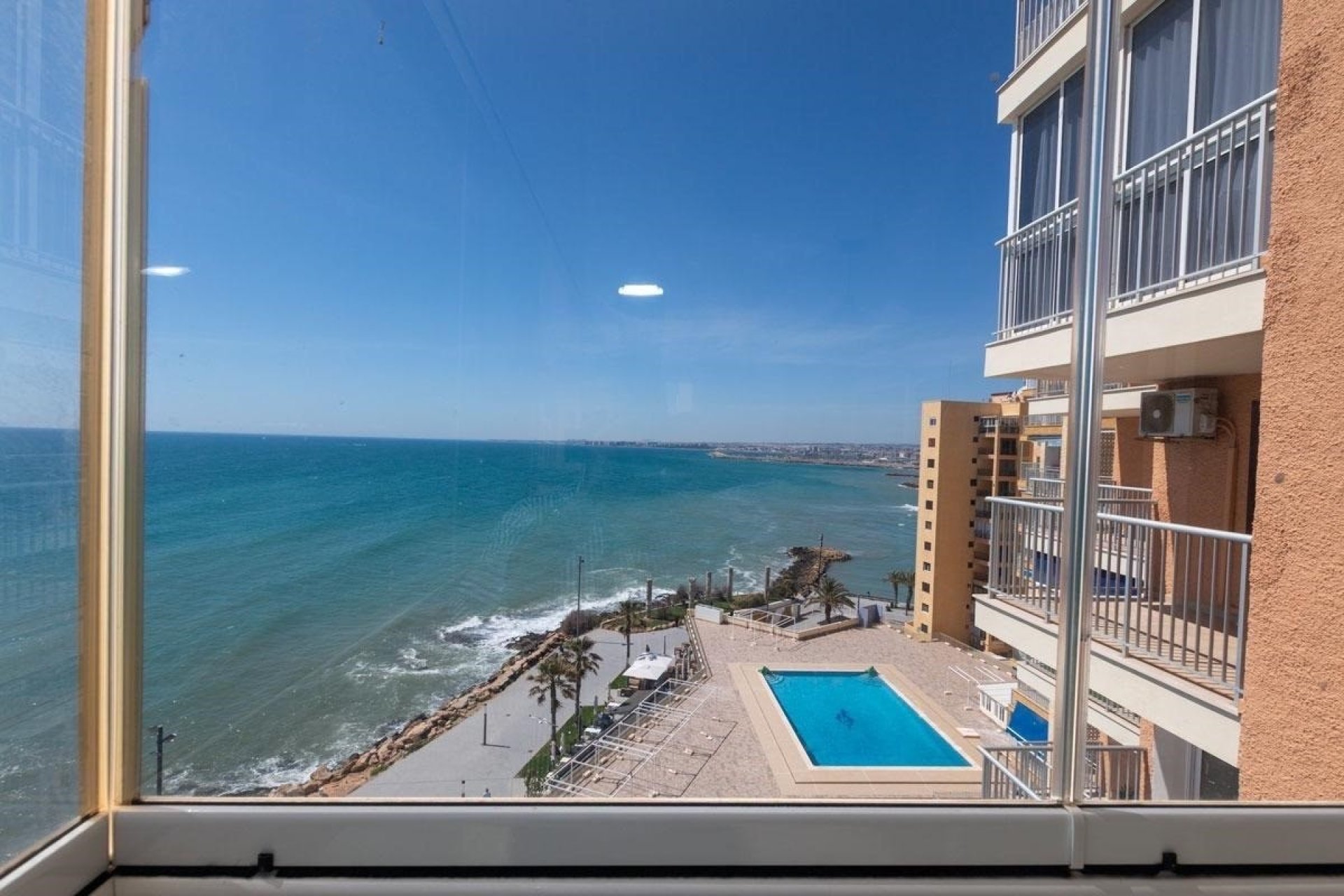 Herverkoop - apartment -
Torrevieja - Playa Del Cura