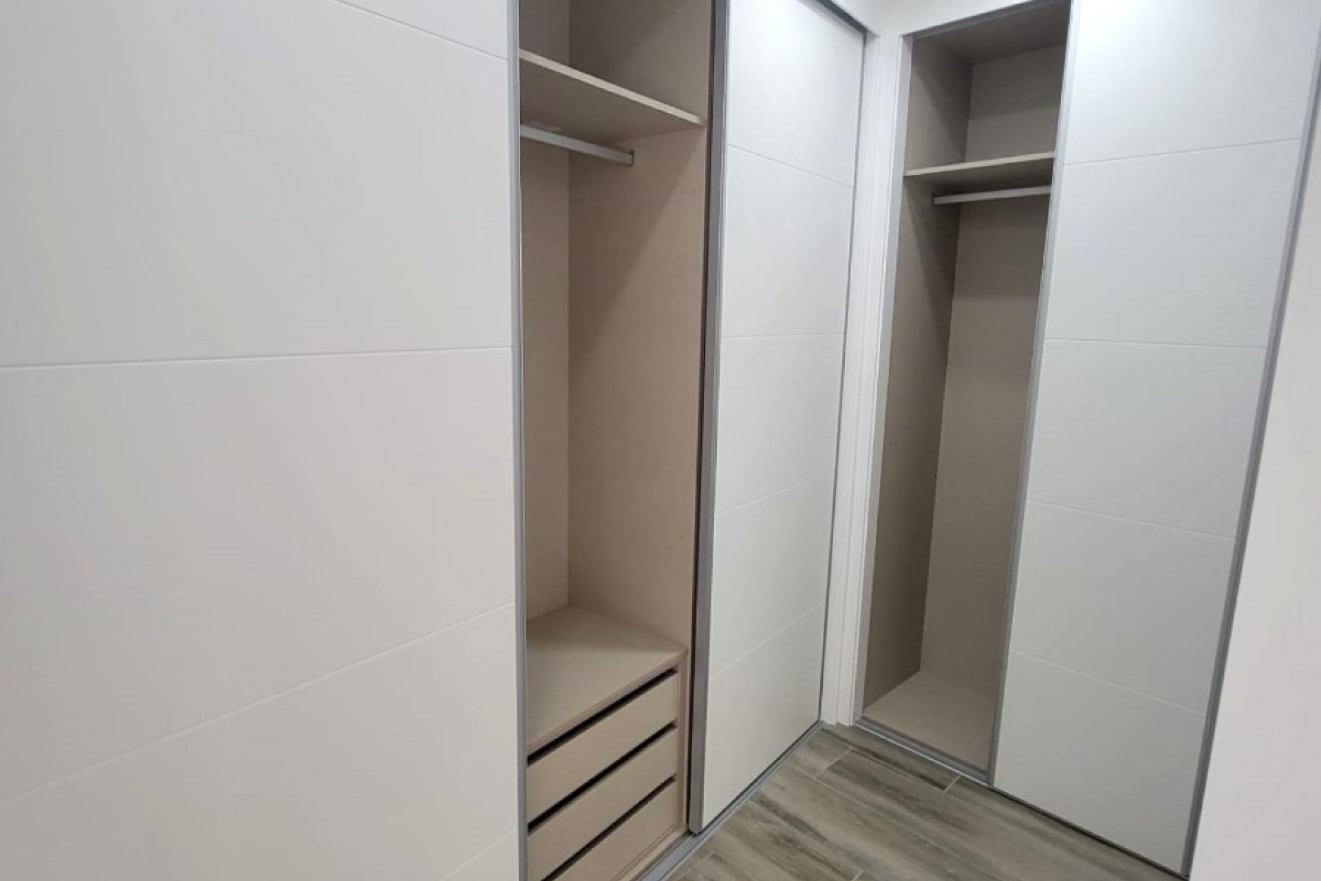 Herverkoop - apartment -
Torrevieja - Playa del Cura