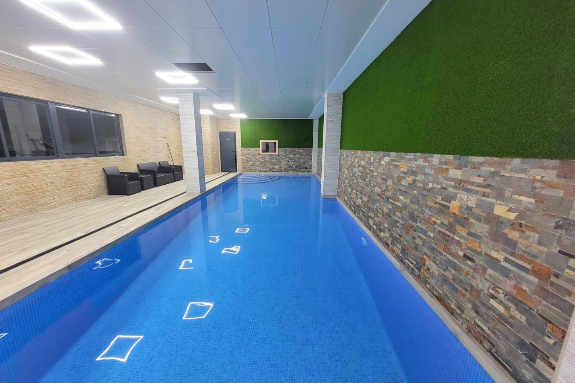 Herverkoop - apartment -
Torrevieja - Playa del Cura