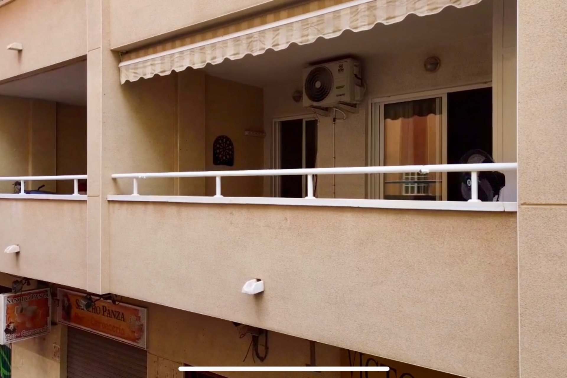 Herverkoop - apartment -
Torrevieja - Playa del Cura