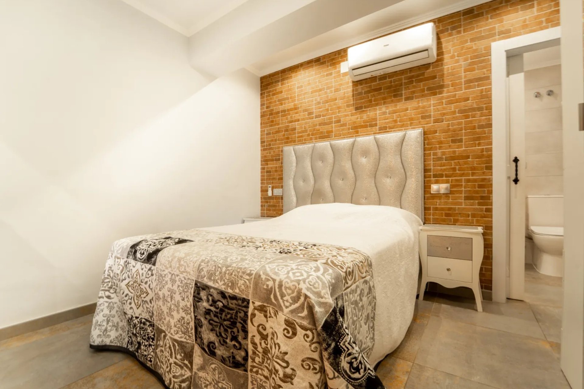 Herverkoop - apartment -
Torrevieja - Playa del Cura
