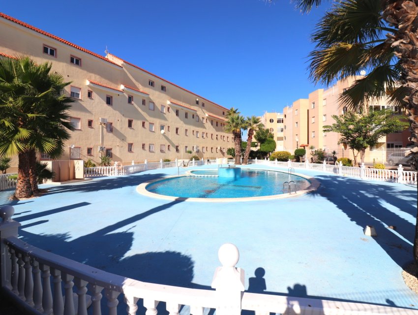 Herverkoop - apartment -
Torrevieja - San Luis