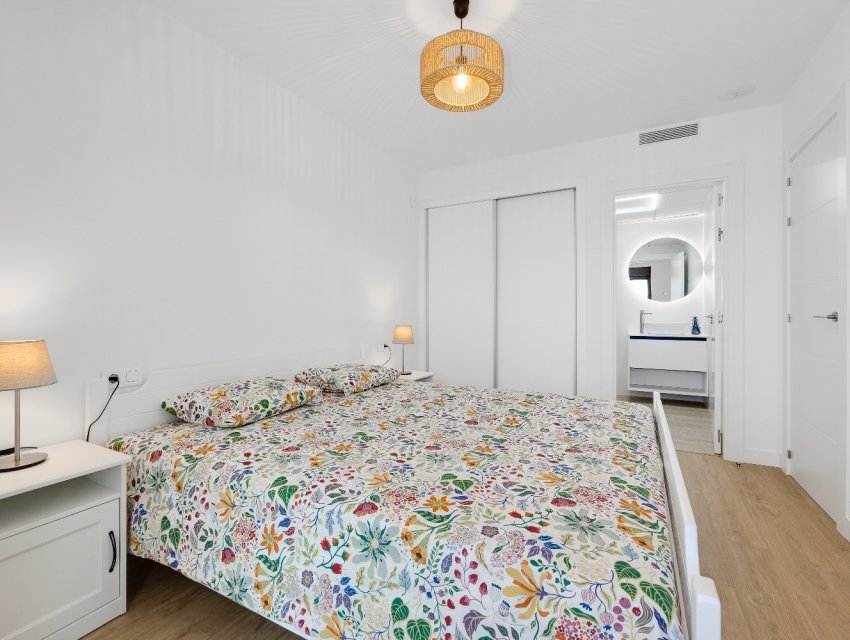 Herverkoop - apartment -
Villamartín - Pau 8