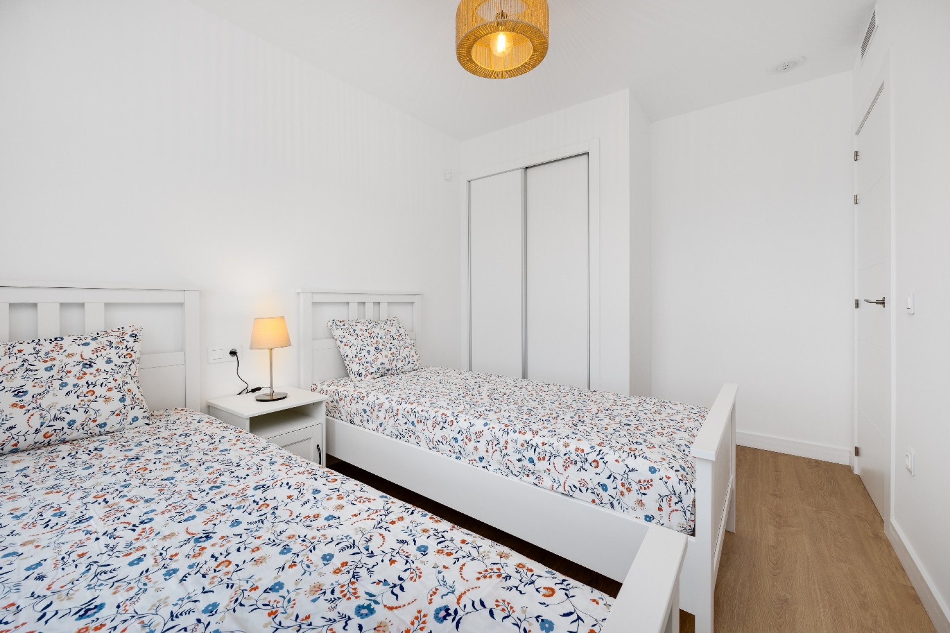 Herverkoop - apartment -
Villamartín - Pau 8