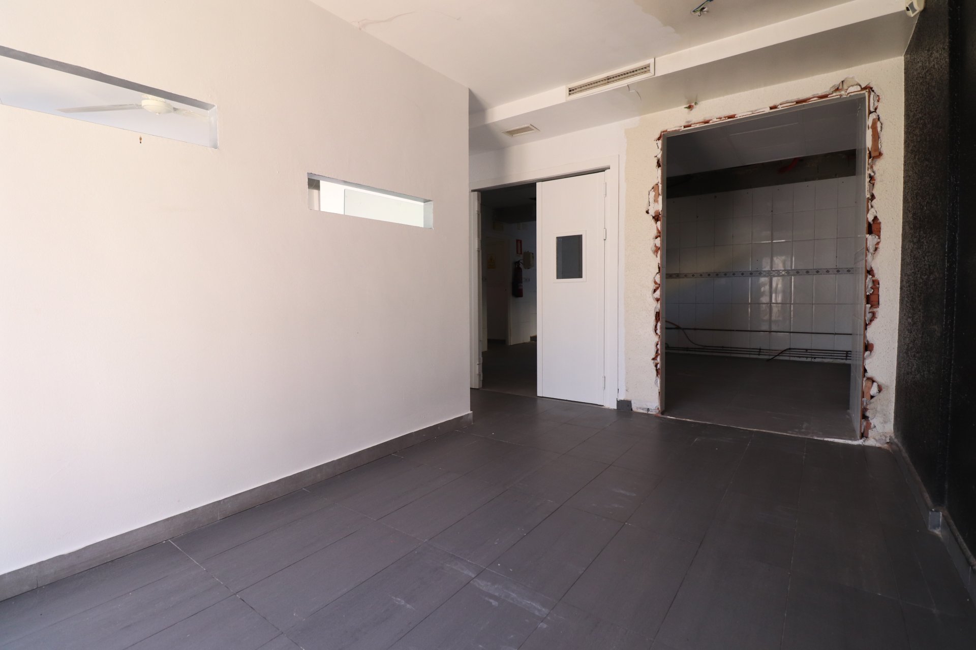 Herverkoop - Commercial (Freehold) -
Ciudad Quesada - La Marquesa Golf