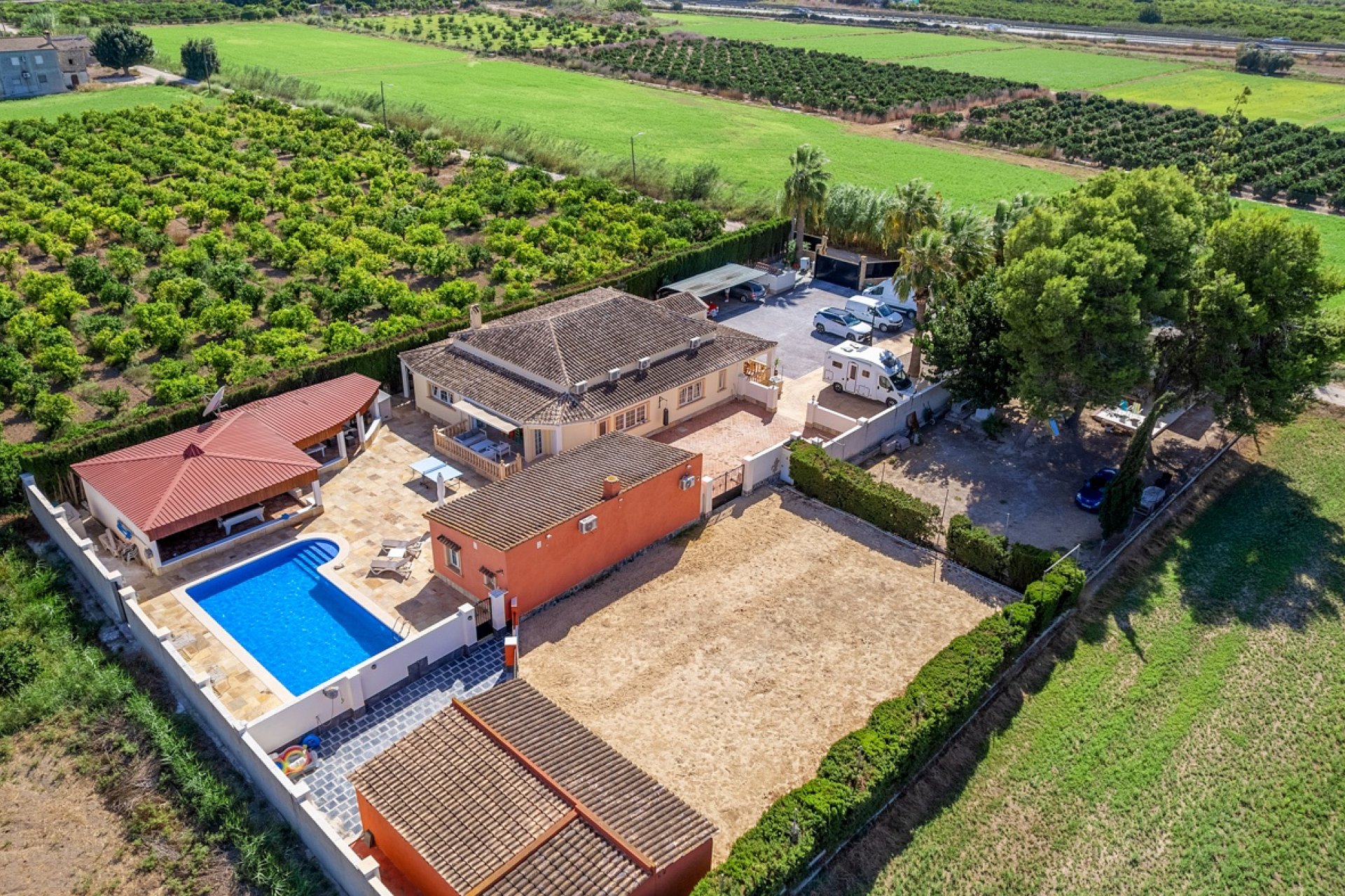 Herverkoop - Country House -
Almoradí - Las Heredades