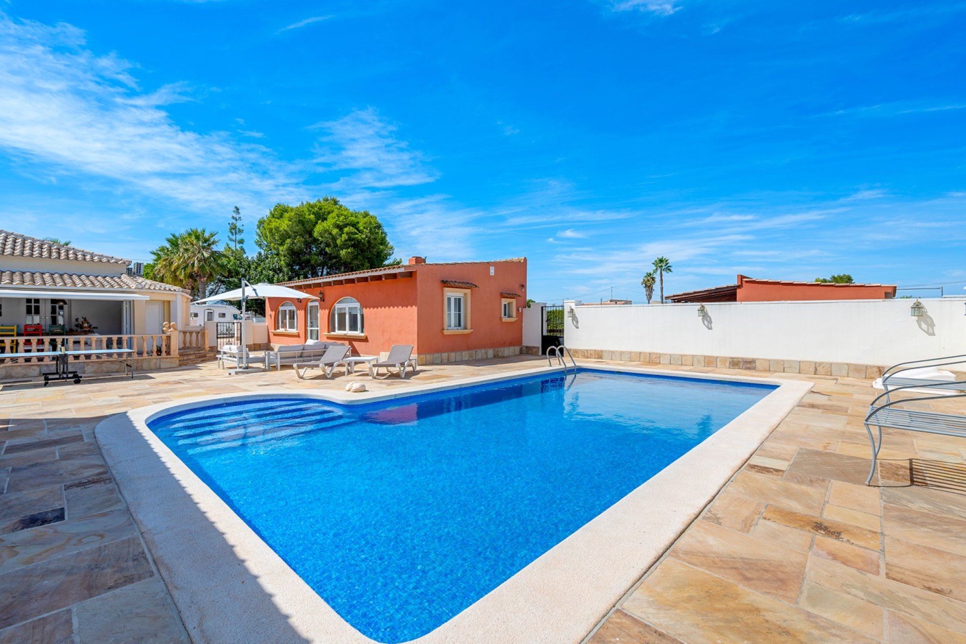 Herverkoop - Country House -
Almoradí - Las Heredades