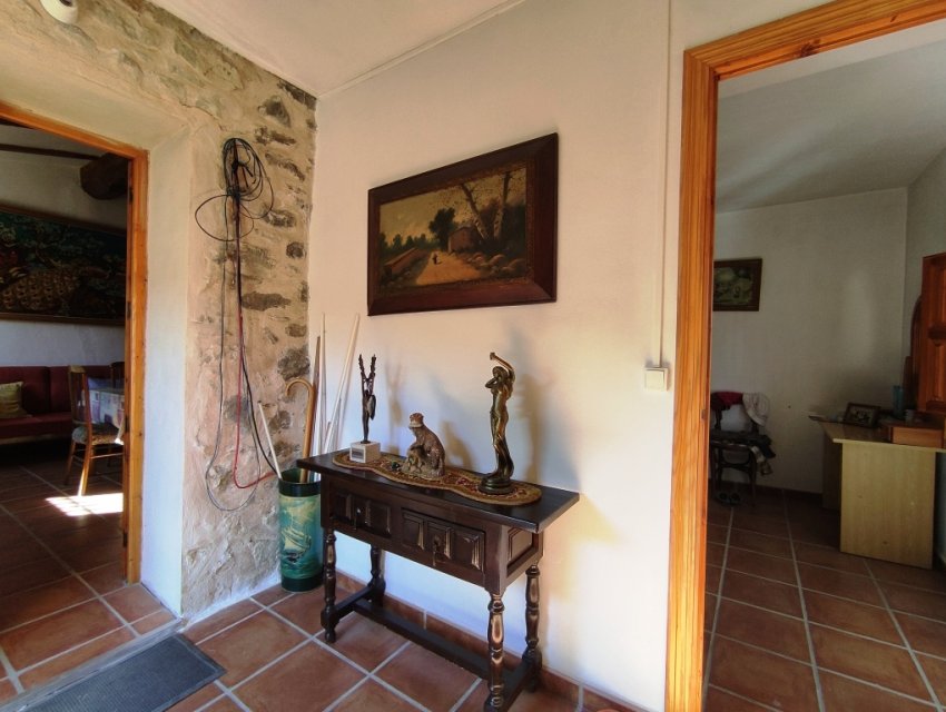 Herverkoop - Country House -
Benifallim