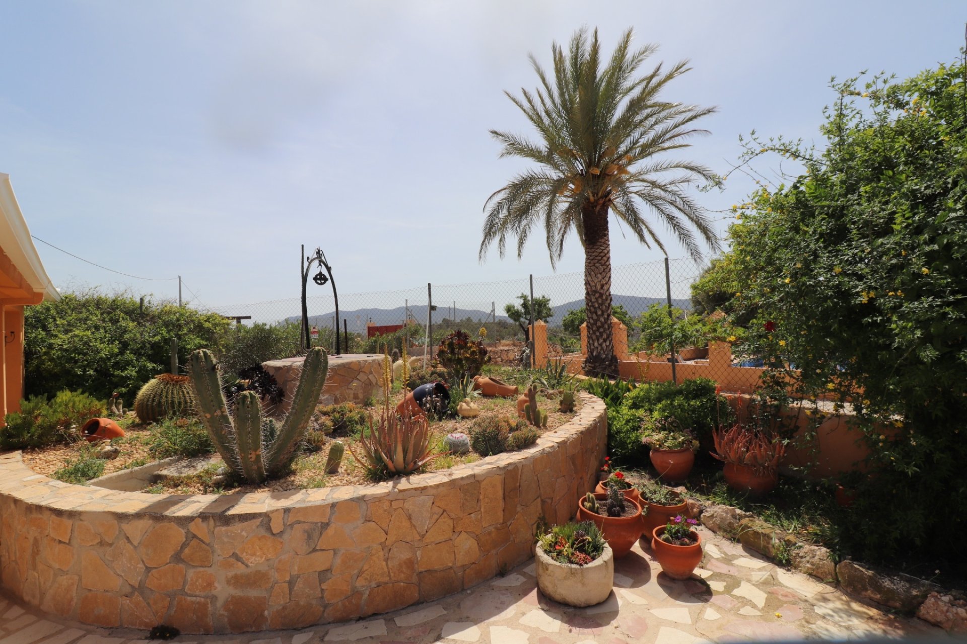 Herverkoop - Country House -
Hondón de las Nieves - La Canalosa