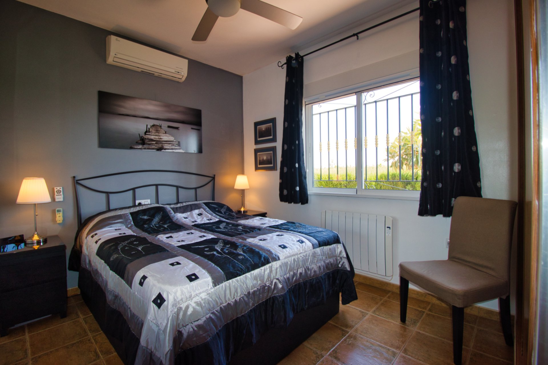 Herverkoop - Country House -
Orihuela