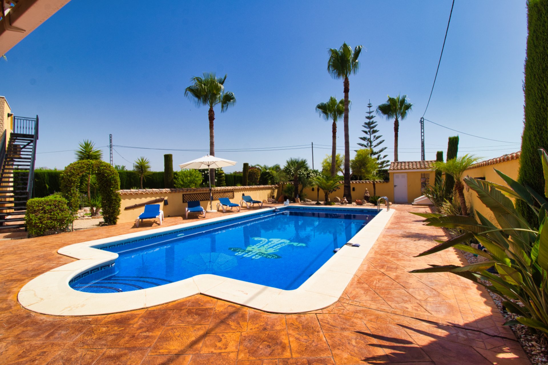 Herverkoop - Country House -
Orihuela