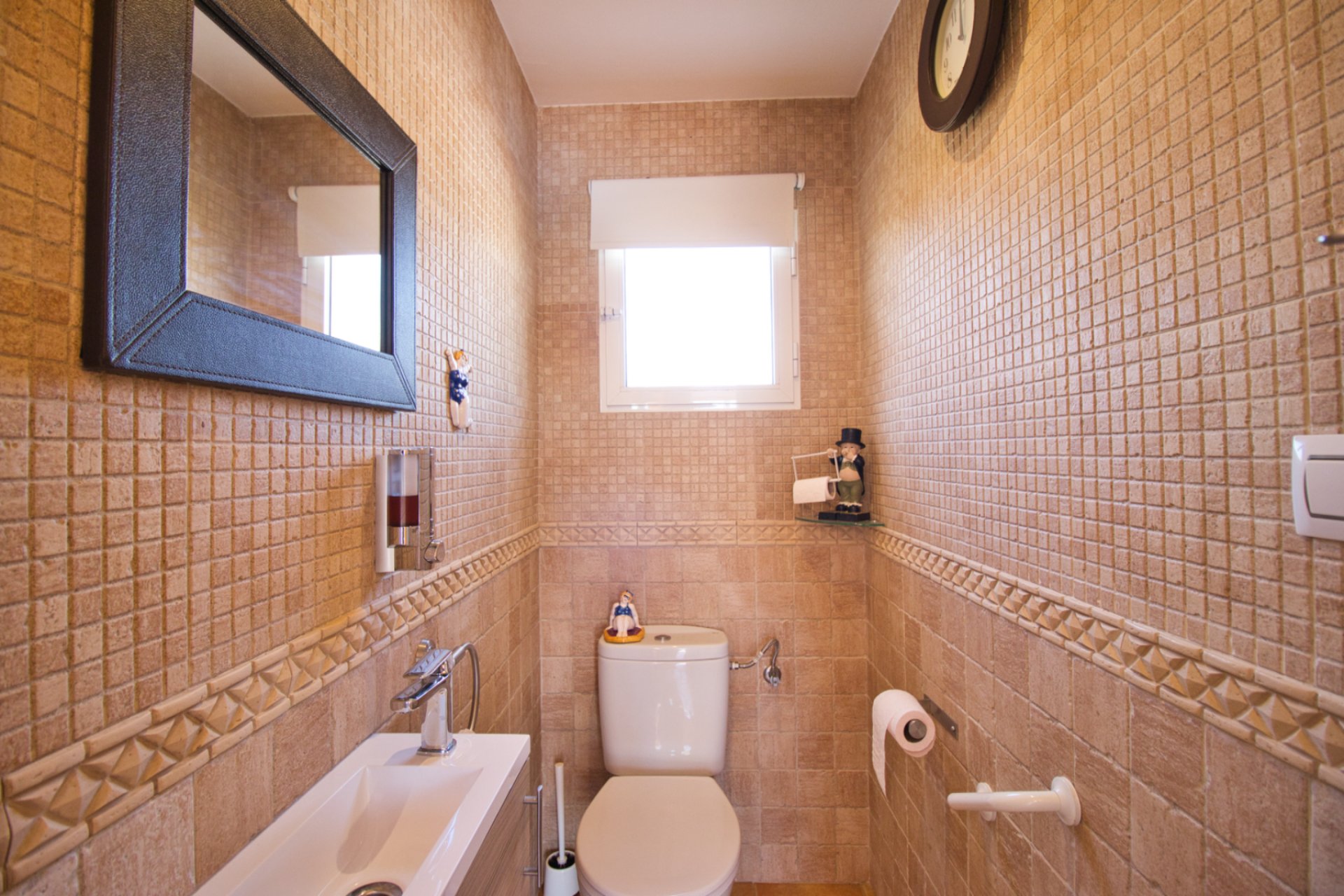 Herverkoop - Country House -
Orihuela