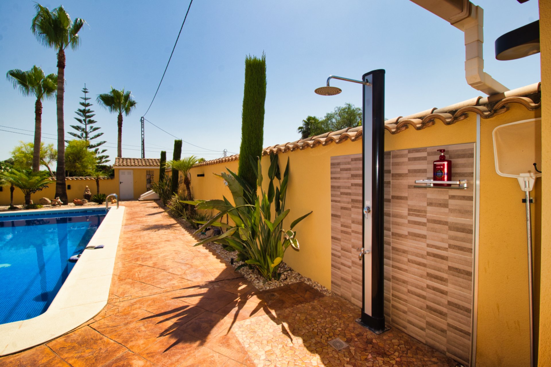 Herverkoop - Country House -
Orihuela