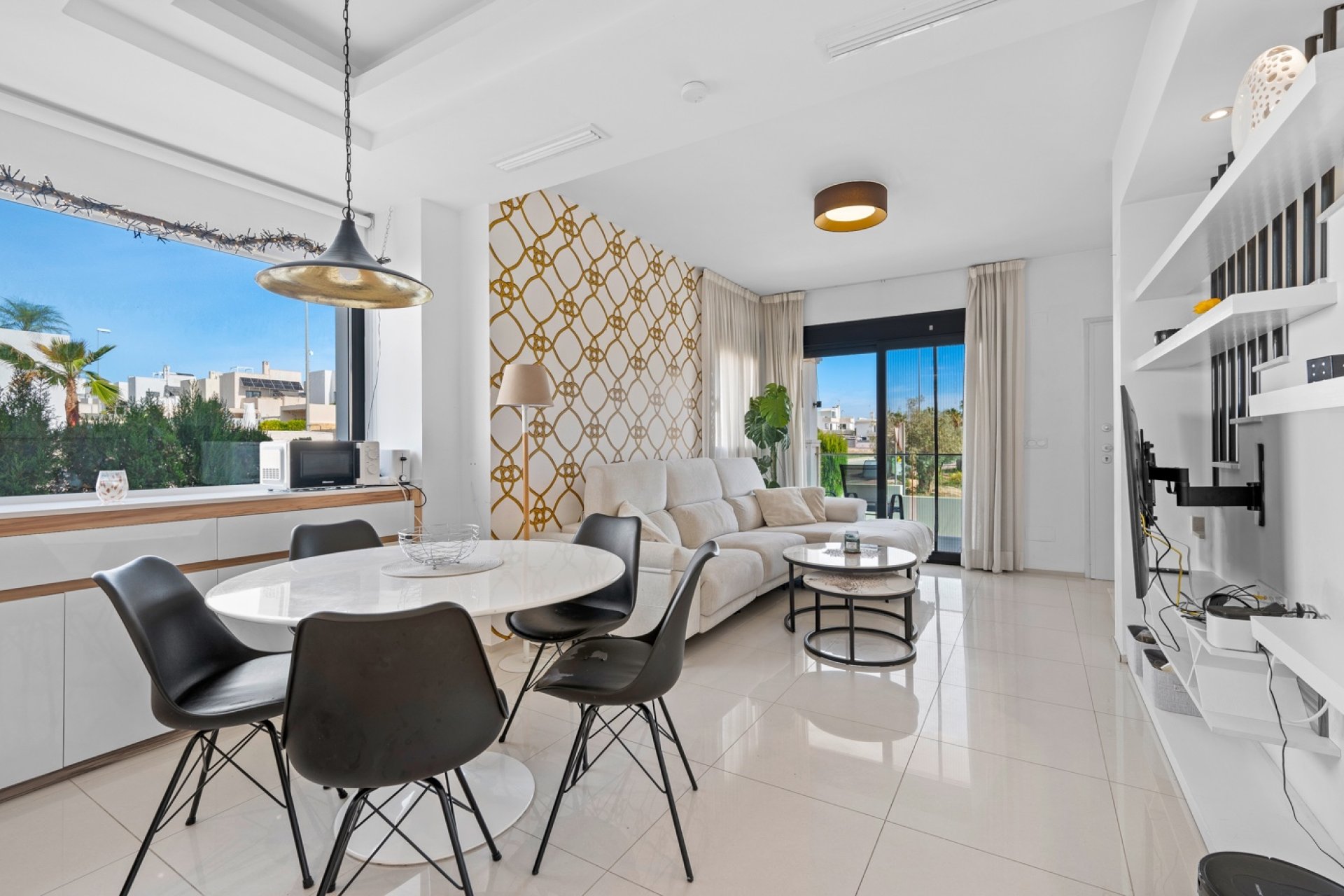 Herverkoop - Herenhuis -
Ciudad Quesada - Rojales